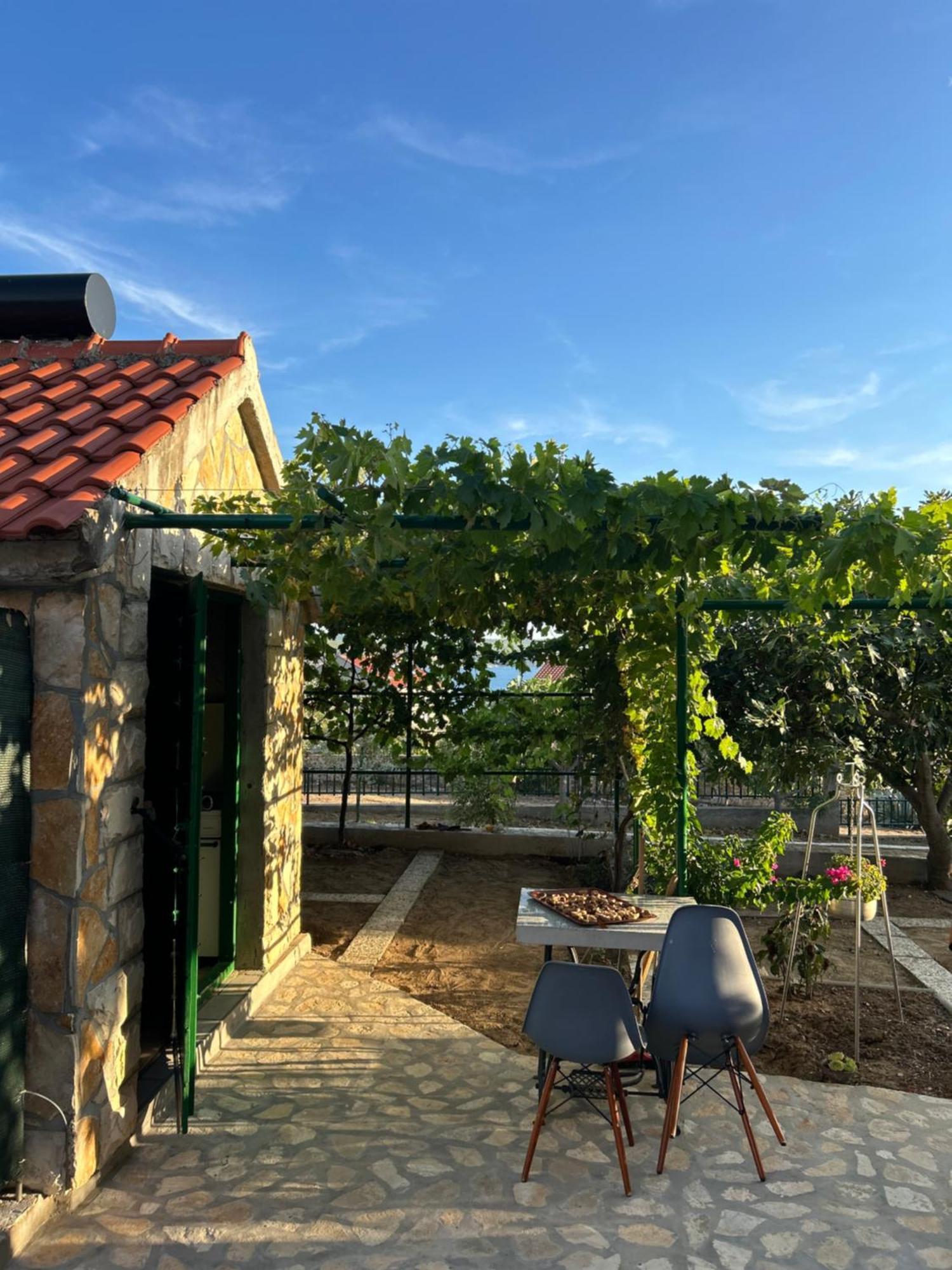 Danisacroatia Apartment มาสเลนีซา ภายนอก รูปภาพ